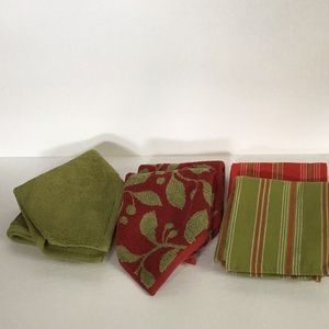 Target Home rich color towels-4 bath, 2 kitchen-new